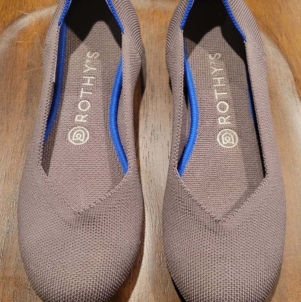 Mink Rothy's Size 8 (retired)